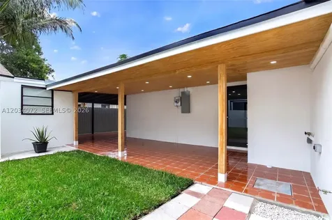 9290 NW 32nd Ct Road Miami FL 33147