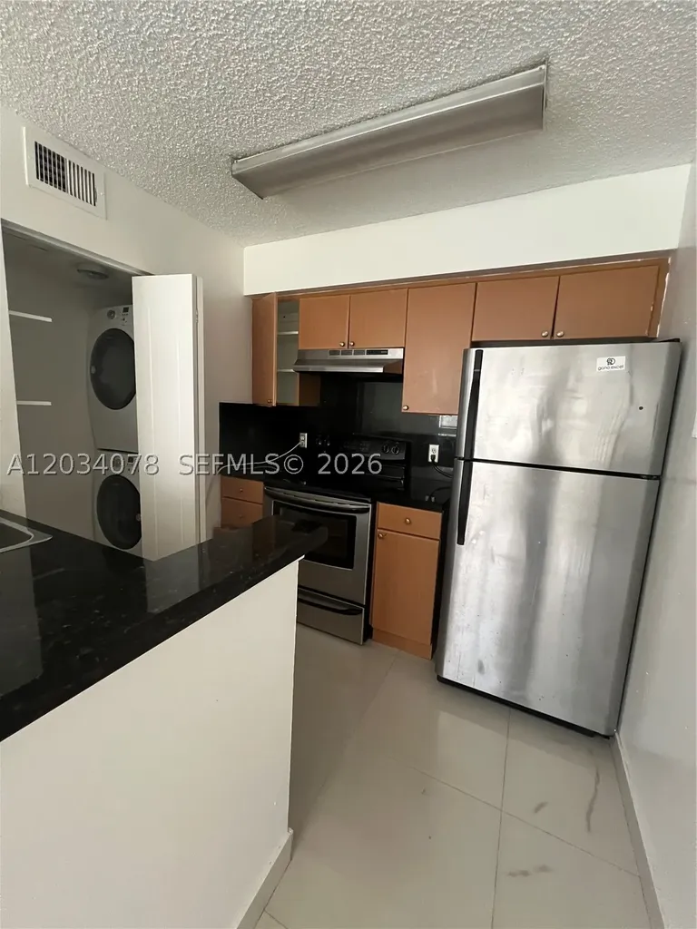 550 S Park Road Hollywood FL 33021