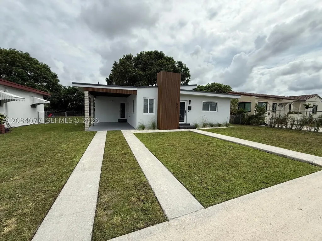 521 E 33rd Street Hialeah FL 33013