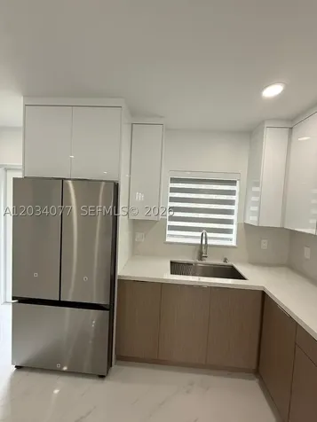 521 E 33rd Street Hialeah FL 33013