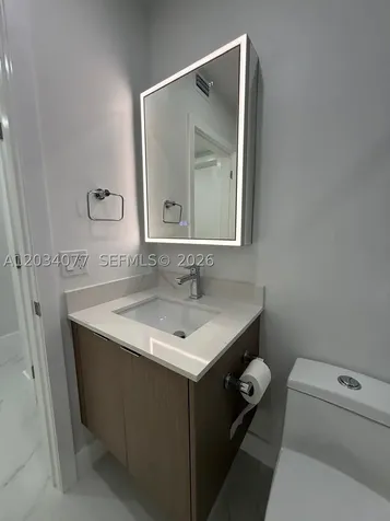 521 E 33rd Street Hialeah FL 33013