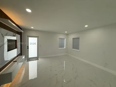 521 E 33rd Street Hialeah FL 33013