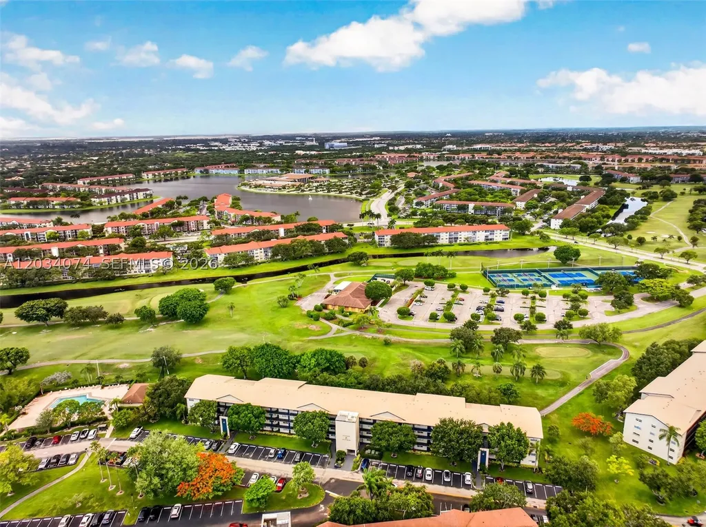 700 SW 128th Avenue Pembroke Pines FL 33027