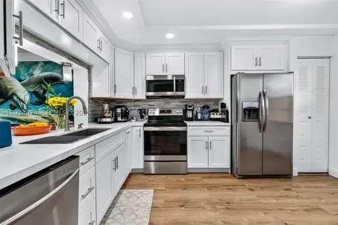 700 SW 128th Avenue Pembroke Pines FL 33027