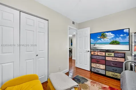 700 SW 128th Avenue Pembroke Pines FL 33027