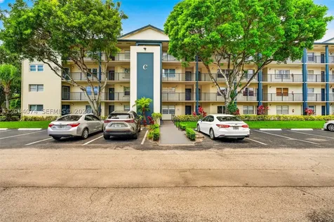 700 SW 128th Avenue Pembroke Pines FL 33027