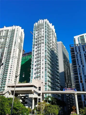 41 SE 5th Street Miami FL 33131