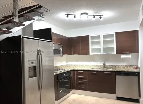 41 SE 5th Street Miami FL 33131