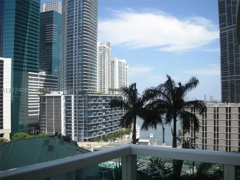 41 SE 5th Street Miami FL 33131