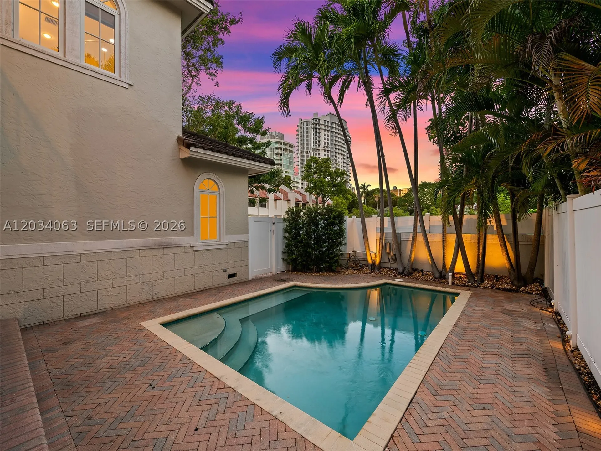 821 SE 2nd Court Fort Lauderdale FL 33301