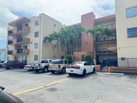 677 SW 9th Avenue Miami FL 33130