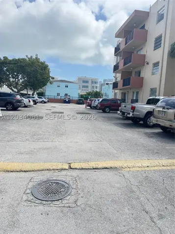 677 SW 9th Avenue Miami FL 33130