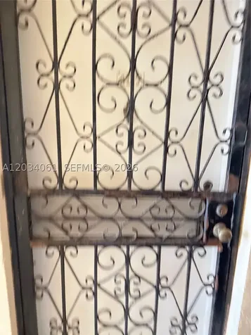 677 SW 9th Avenue Miami FL 33130