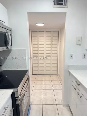 677 SW 9th Avenue Miami FL 33130