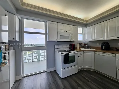 1900 S Ocean Drive Fort Lauderdale FL 33316