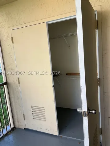8373 Lake Drive Doral FL 33166