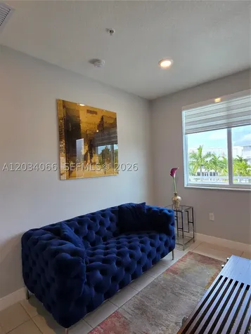 10222 NW 64th Way Doral FL 33178