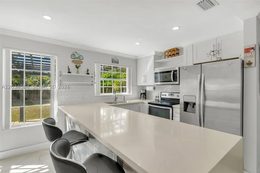 1000 N 17th Avenue Hollywood FL 33020