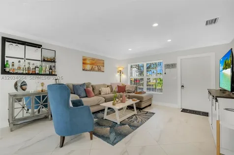 1000 N 17th Avenue Hollywood FL 33020