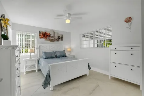 1000 N 17th Avenue Hollywood FL 33020