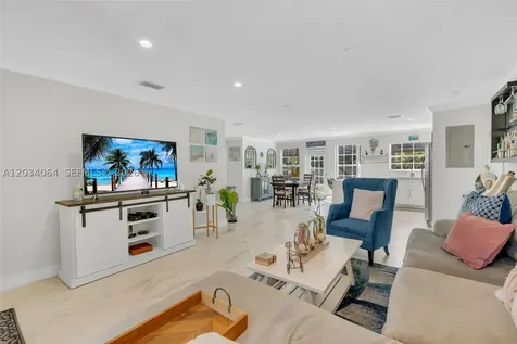 1000 N 17th Avenue Hollywood FL 33020