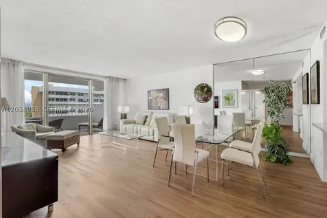 199 Ocean Lane Drive Key Biscayne FL 33149