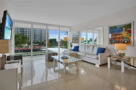 10275 Collins Avenue Bal Harbour FL 33154
