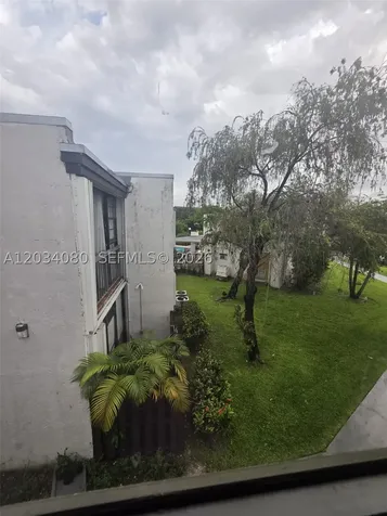 9429 Fontainebleau Boulevard Miami FL 33172