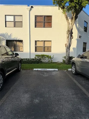 9429 Fontainebleau Boulevard Miami FL 33172