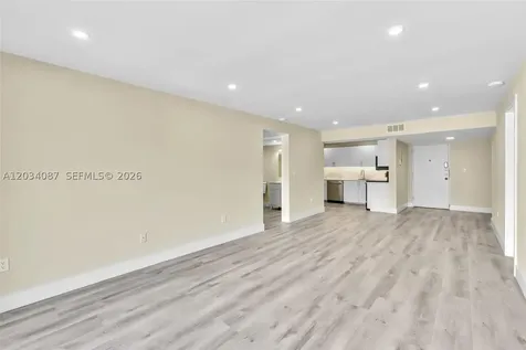 9124 Collins Avenue Surfside FL 33154