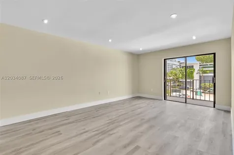 9124 Collins Avenue Surfside FL 33154