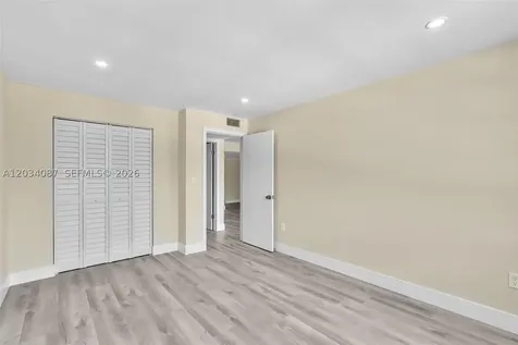 9124 Collins Avenue Surfside FL 33154