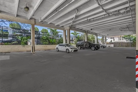 9124 Collins Avenue Surfside FL 33154