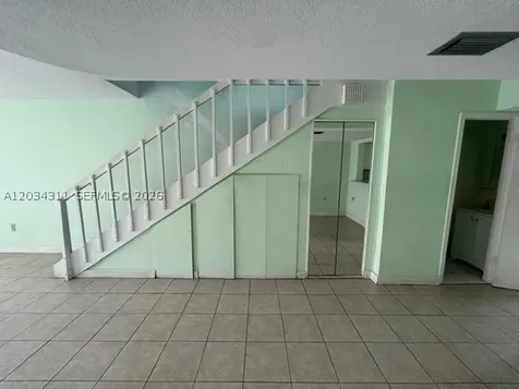 1174 W 40th Street Hialeah FL 33012