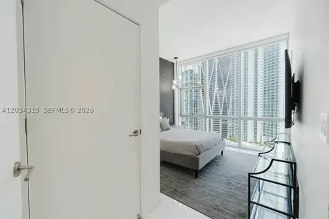 Miami FL 33132