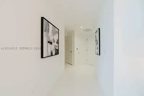 Miami FL 33132