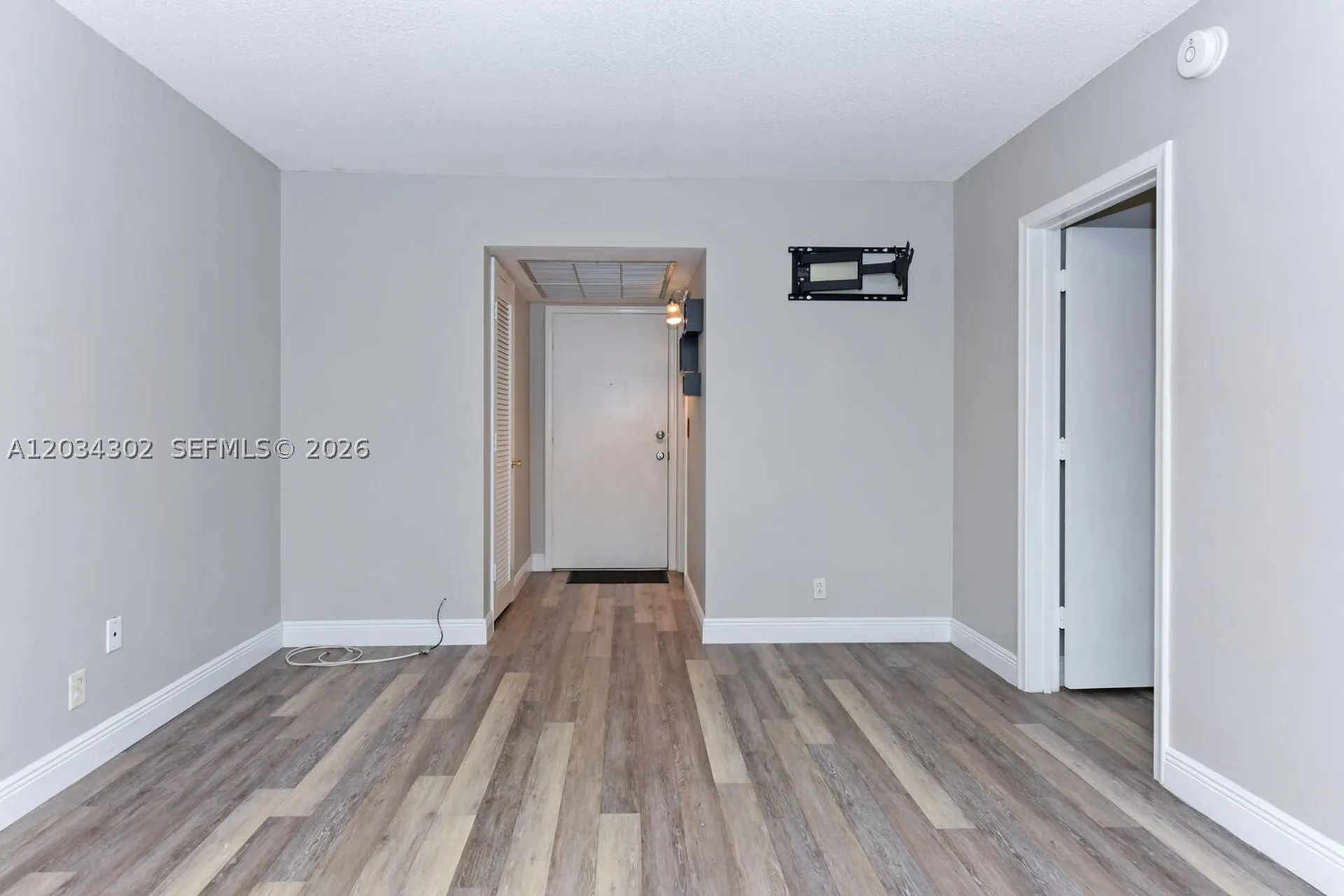298 SW 6th Street Boca Raton FL 33432