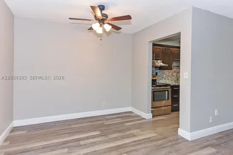 298 SW 6th Street Boca Raton FL 33432
