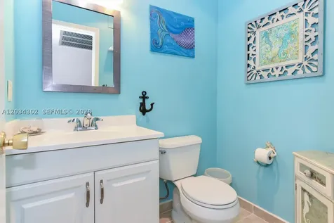 298 SW 6th Street Boca Raton FL 33432