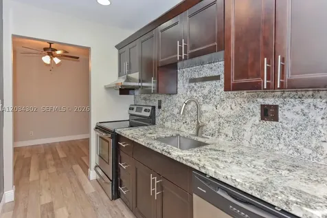 298 SW 6th Street Boca Raton FL 33432