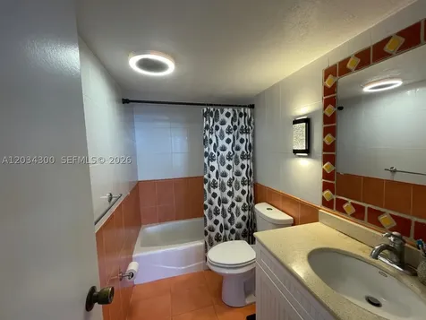 555 NE 15th Street Miami FL 33132