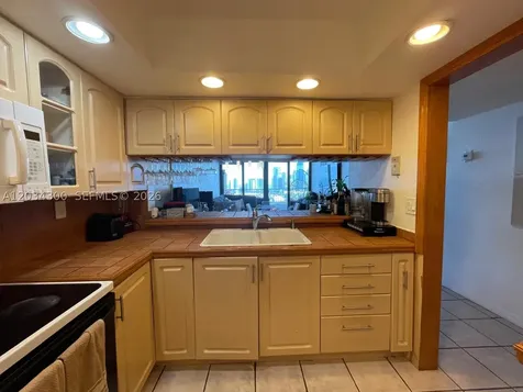 555 NE 15th Street Miami FL 33132