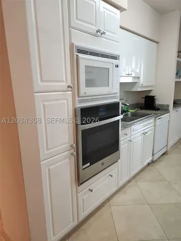 4779 Collins Avenue Miami Beach FL 33140