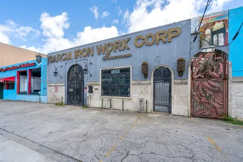341 W 21st Street Hialeah FL 33010