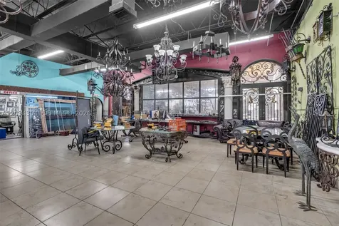 341 W 21st Street Hialeah FL 33010