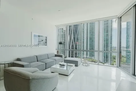 851 NE 1st Avenue Miami FL 33132