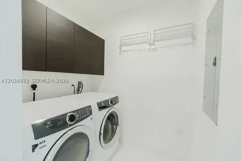 851 NE 1st Avenue Miami FL 33132