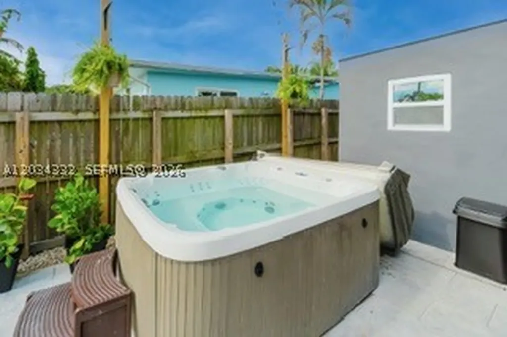 1754 SW 28th Terrace Fort Lauderdale FL 33312