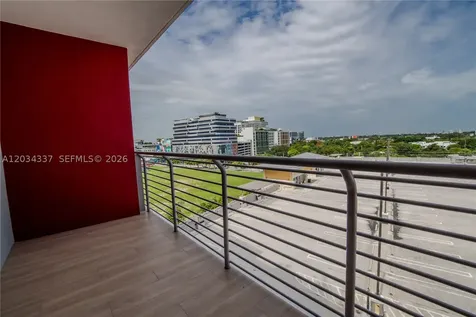 90 NE 32 Miami FL 33137
