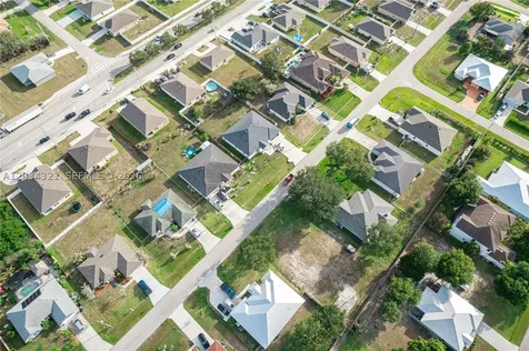 401 SW Ridgecrest Drive Port St. Lucie FL 34953